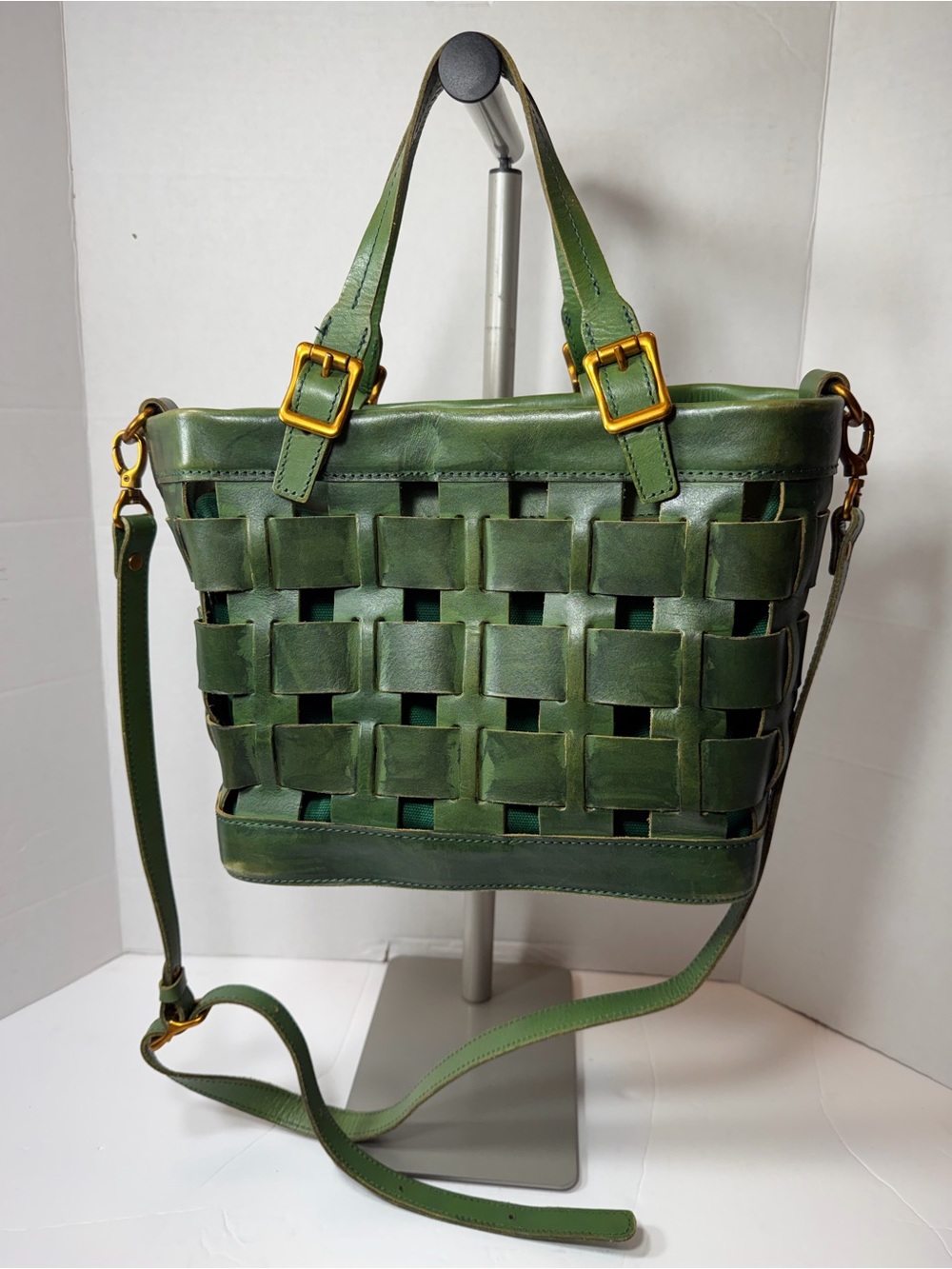 AmeriLeather Women's Leather Basketweave Purse, Basket Handbag Shoulde